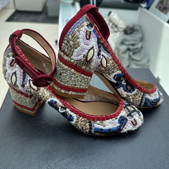 Dolce Gabbana sequined and jeweled runway byzantine top size S. NWT - Picture 12 of 13